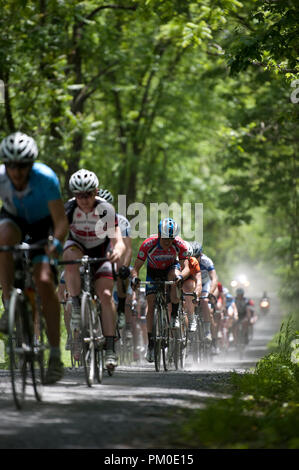 UNITED STATES - April 21: Die Poolesville Fahrrad Straße Rennen in Poolsville Maryland. (Foto von Douglas Graham/Wild Licht Fotos) Stockfoto