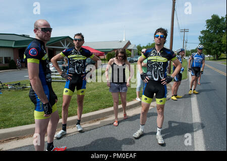 UNITED STATES - April 21: Die Poolesville Fahrrad Straße Rennen in Poolsville Maryland. (Foto von Douglas Graham/Wild Licht Fotos) Stockfoto