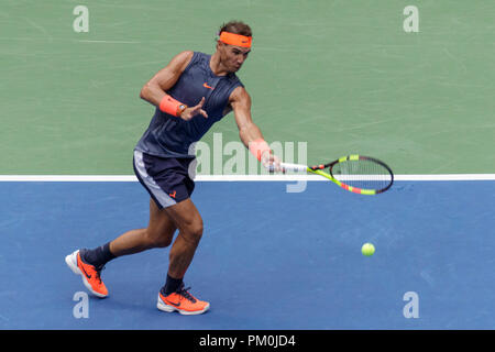 Rafael Nadal (ESP) konkurrieren im Halbfinale von um die 2018 US Open Tennis. Stockfoto