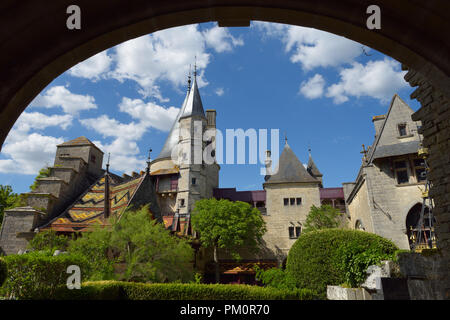 Das Chateau La Rochepot, Cote d'Or FR Stockfoto