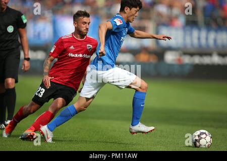 Bochum, Deutschland. 16 Sep, 2018. firo: 16.09.2018, Fußball, 2.Bundesliga, Saison 2018/2019 VfL Bochum - FC Ingolstadt, Duellen, Lee Chung-yong, VfL Bochum, | Verwendung der weltweiten Kredit: dpa/Alamy leben Nachrichten Stockfoto