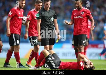 Bochum, Deutschland. 16 Sep, 2018. firo: 16.09.2018, Fußball, 2.Bundesliga, Saison 2018/2019 VfL Bochum - FC Ingolstadt, Galvao da Costa, gelb Rote Karte, ganze Zahl, | Verwendung der weltweiten Kredit: dpa/Alamy leben Nachrichten Stockfoto