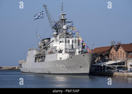 Thessaloniki, Griechenland. 9 Sep, 2018. Griechische Marine Fregatte F 452 "Hydra" Besuch der Hafenstadt Thessaloniki. "Hydra" ist eine MEKO 200 Fregatte und das Flaggschiff der griechischen Marine. Credit: Giannis Papanikos/ZUMA Draht/Alamy leben Nachrichten Stockfoto