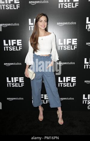 Los Angeles, CA, USA. 13 Sep, 2018. Caitlin Carver in der Ankunftshalle für das Leben selbst, Premiere ArcLight Hollywood, Los Angeles, CA, 13. September, 2018. Credit: Priscilla Grant/Everett Collection/Alamy leben Nachrichten Stockfoto