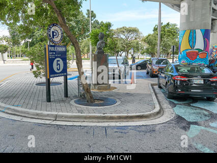 MIAMI, USA - 22. AUGUST 2018 Öffentliche Parkplätze in Miami, Florida Stockfoto