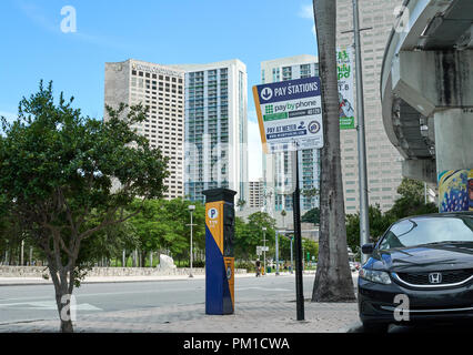 MIAMI, USA - 22. AUGUST 2018 Öffentliche Parkplätze in Miami, Florida Stockfoto