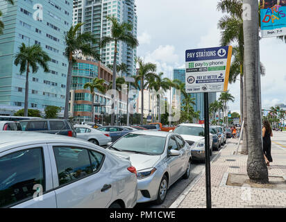 MIAMI, USA - 22. AUGUST 2018 Öffentliche Parkplätze in Miami, Florida Stockfoto