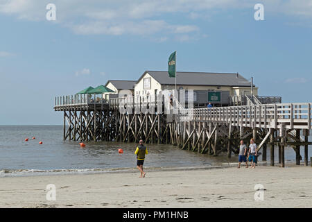 Stelzenhaus Restaurant am Strand, St. Peter-Ording, Schleswig-Holstein, Deutschland Stockfoto