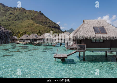 Over Water Bungalow in Moorea, Französisch Polynesien Stockfoto