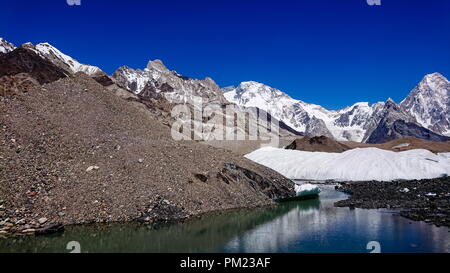 Anzeigen von Karakorum Bereich auf dem Weg zum K2 Base Camp, Pakistan Stockfoto