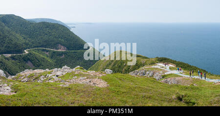 Ansicht der Cabot Trail von der Skyline Trail, Cape Breton Island, NS, Canada Stockfoto