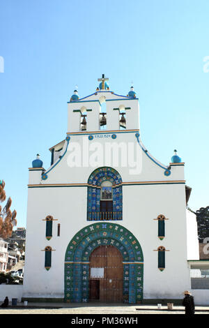 Alte Templo de San Juan Bautista, Chamula, in der Nähe von San Cristobal de las Casas, Chiapas, Mexiko Stockfoto