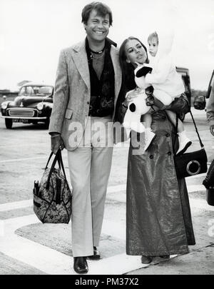 Natalie Wood mit Ehemann Robert Wagner und Tochter Natasha, 1972. Datei Referenz Nr. 1111 010 THA Stockfoto