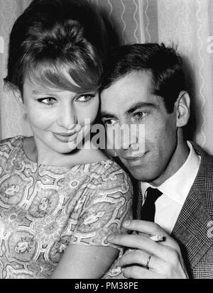 Roger Vadim und seine Frau Annette Stroyberg, 1958. Datei Referenz Nr. 1232 002 THA Stockfoto