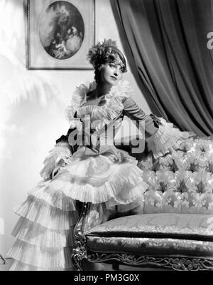 Jeanette MacDonald, "Die lustige Witwe" 1934 MGM Datei Referenz # 30732 309 Stockfoto