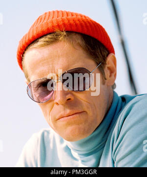 Szenenfoto aus "Das Leben im Wasser mit Steve Zissou' Willem Dafoe © 2004 Touchstone Pictures Datei Referenz # 307351138 THA nur für redaktionelle Verwendung - Alle Rechte vorbehalten Stockfoto