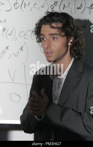 Film Still / Werbung noch von 'Numb3rs' David Krumholtz 2004 Photo Credit: Robert Voets Datei Referenz # 307361058 THA nur für redaktionelle Verwendung - Alle Rechte vorbehalten Stockfoto