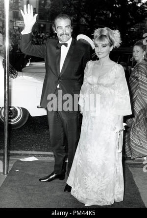 Sean Connery und seine Frau Diane Cilento, Juni 1967. Datei Referenz Nr. 1025 007 THA © GFS/Hollywood Archiv - Alle Rechte vorbehalten. Stockfoto