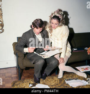 Sharon Tate und Roman Polanski am Tag ihrer Hochzeit, Januar 20,1968. Datei Referenz Nr. 1027 022 THA © GFS/Hollywood Archiv - Alle Rechte vorbehalten. Stockfoto