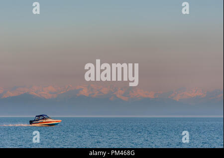 Feder Listvtanka Stadt auf Baykal See, Russland Stockfoto