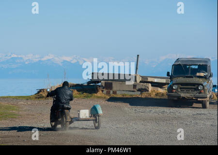 Feder Listvtanka Stadt auf Baykal See, Russland Stockfoto