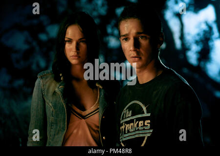 'Transformers' Megan Fox, Shia LaBeouf © 2007 Dream Works Stockfoto