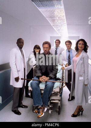 Szenenfoto aus "HOUSE M.D." Hugh Laurie, Jennifer Morrison, Omar Epps, Lisa Edelstein, Robert Sean Leonard, Jesse Spencer 2006 Stockfoto