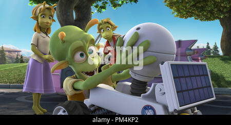Die kiff' geäußert von Seann William Scott (vorne) mit 'Rover' und 'Neera' geäußert von Jessica Biel und "Lem' geäußert von Justin lange Suchen in Columbia Pictures' animierte Komödie PLANET 51. Stockfoto