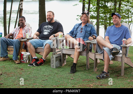 Die Jungs Witz über schöne Rob's Tochter. Kurt McKenzie (Chris Rock), Eric Lamonsoff (Kevin James), Marcus Higgins (David Spade) und Lenny Feder (Adam Sandler) in Columbia Pictures'. Stockfoto