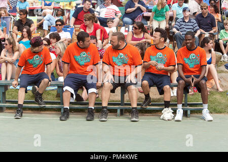 Marcus Higgins (David Spade), Lenny Feder (Adam Sandler), Eric Lamonsoff (Kevin James), Rob Hilliard (Rob Schneider) und Kurt McKenzie (Chris Rock) in Columbia Pictures'. Stockfoto