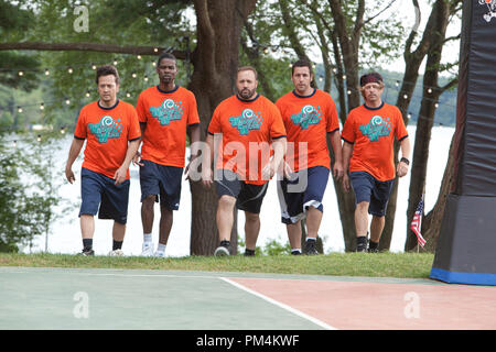 Rob Hilliard (Rob Schneider), Kurt McKenzie (Chris Rock), Eric Lamonsoff (Kevin James), Lenny Feder (Adam Sandler) und Marcus Higgins (David Spade) in Columbia Pictures'. Stockfoto