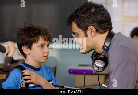 Schauspieler Zachary Gordon und Regisseur Thor Freudenthal eine Szene auf dem Set von "DIARY OF A WIMPY KID. Stockfoto