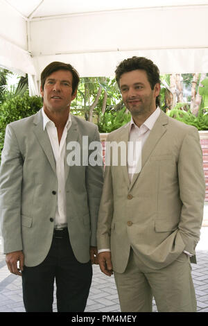 Dennis Quaid und Michael Sheen' Die besondere Beziehung" Portrait Session, 19. Mai 2010. Reproduktion von amerikanischen Boulevardzeitungen ist absolut verboten. Datei Referenz # 30267 012 GFS nur für redaktionelle Verwendung - Alle Rechte vorbehalten Stockfoto
