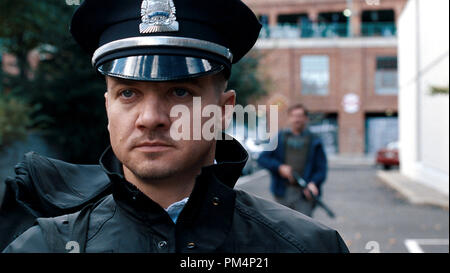 JEREMY RENNER als Jem Coughlin in Warner Bros. Pictures' und legendären Bilder "Crime Drama "Die Stadt" von Warner Bros. Pictures vertrieben. Stockfoto