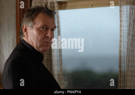 Szenenfoto aus "Der Exorzismus von Emily Rose' Tom Wilkinson 2005 Stockfoto