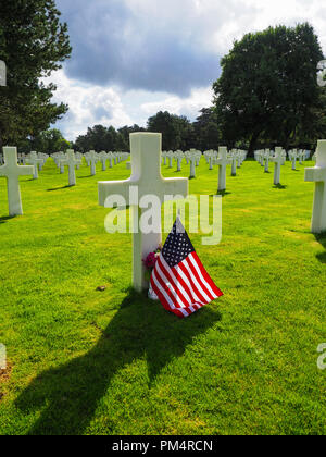 Grab des großen Thomas Howie Normandie amerikanische Friedhof Stockfoto