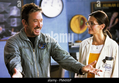 Film Still / Werbung noch von 'Zoom', Tim Allen Courteney Cox © 2006 Columbia Pictures Photo Credit: Ava Gerlitz Datei Referenz # 30737236 THA nur für redaktionelle Verwendung - Alle Rechte vorbehalten Stockfoto