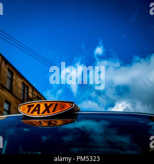 Nahaufnahme eines Taxi Licht auf eine Kabine in Glasgow, Schottland, Großbritannien Stockfoto