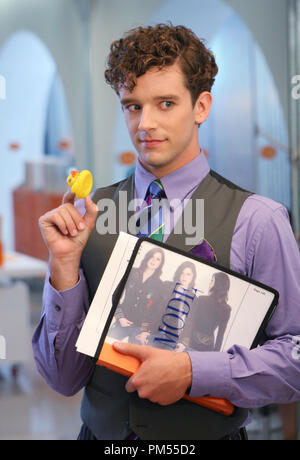 "Ugly Betty" (Episode: Die Box und die Häschen) Michael Urie 2006 Foto von Michael Desmond Stockfoto