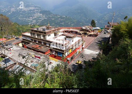 Blick auf Kloster Rumtek, das größte Kloster in Sikkim, Indien. Stockfoto