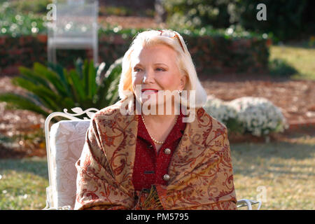 Studio Werbung immer noch von der "Notebook" Gena Rowlands Photo Credit: Melissa Moseley © 2004 New Line Cinema Datei Referenz # 307351620 THA nur für redaktionelle Verwendung - Alle Rechte vorbehalten Stockfoto