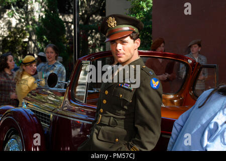 Studio Werbung immer noch von der "Notebook" James Marsden Photo Credit: Melissa Moseley © 2004 New Line Cinema Datei Referenz # 307351704 THA nur für redaktionelle Verwendung - Alle Rechte vorbehalten Stockfoto