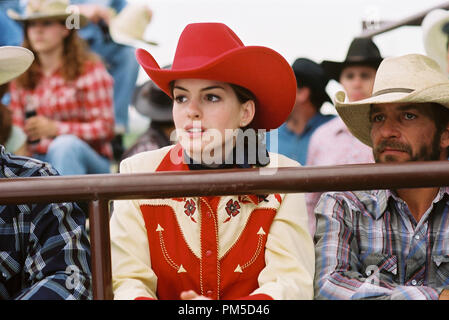 Film Still / Werbung immer noch von "Brokeback Mountain" Anne Hathaway © 2005 Focus Features Photo Credit: Kimberley Französisch Datei Referenz # 307361414 THA nur für redaktionelle Verwendung - Alle Rechte vorbehalten Stockfoto