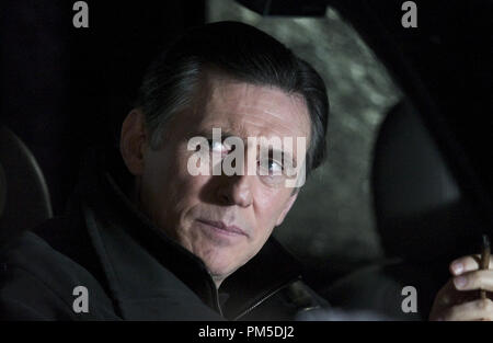 Film Still / Werbung immer noch von "Angriff auf Revier 13' Gabriel Byrne © 2005 Rogue Pictures Photo Credit: Michael Gibson Datei Referenz # 30736435 THA nur für redaktionelle Verwendung - Alle Rechte vorbehalten Stockfoto