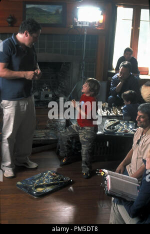 Film Still / Werbung immer noch von "zathura" Regisseur Jon Favreau, Jonah Bobo © 2005 Columbia Pictures Photo Credit: Merrick Morton Datei Referenz # 30736559 THA nur für redaktionelle Verwendung - Alle Rechte vorbehalten Stockfoto