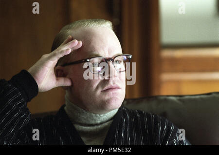 Film Still / Werbung immer noch von "Capote" Philip Seymour Hoffman © 2005 Sony Picture Klassiker Datei Referenz # 30736700 THA nur für redaktionelle Verwendung - Alle Rechte vorbehalten Stockfoto