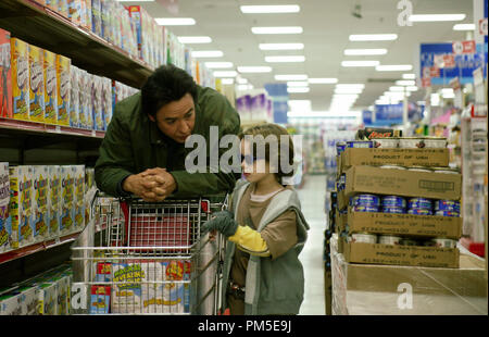 Film Still / Werbung immer noch von "The Martian Child" John Cusack, Bobby Coleman © 2006 New Line Cinema Photo Credit: Alan Markfield Datei Referenz # 30736839 THA nur für redaktionelle Verwendung - Alle Rechte vorbehalten Stockfoto