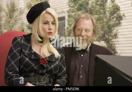 Film Still / Werbung immer noch von "für Ihre Betrachtung' Jennifer Coolidge, Michael McKean © 2006 Shangri-La Entertainment, LLC Photo Credit: Suzanne Tenner Datei Referenz # 307371029 THA nur für redaktionelle Verwendung - Alle Rechte vorbehalten Stockfoto