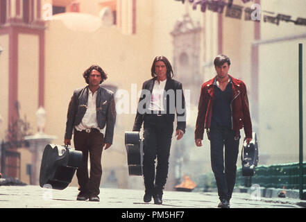 Film Still / Werbung noch vom Film noch / Werbung Stills aus "Once Upon a Time in Mexico' Marco Leonardi, Antonio Banderas, Enrique Iglesias © 2002 Columbia Pictures/Dimension Stockfoto