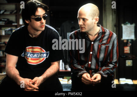 Film Still / Werbung Stills aus "High Fidelity" Jack Black, Todd Louiso © 2000 Touchstone Foto: Melissa Moseley Datei Referenz # 30846435 THA nur für redaktionelle Verwendung - Alle Rechte vorbehalten Stockfoto